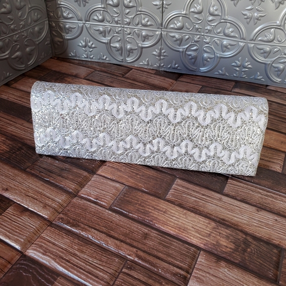 3 for $15 Bijoux Terner Silver Glitter Baguette Clutch with Cord Strap - Picture 1 of 8